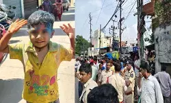 మినీ టాటా ఏస్ ఢీకొని బాలుడు మృతి