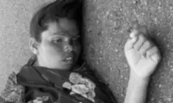 లారీ ఢీకొని మహిళ మృతి..