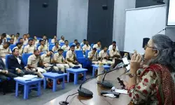 పని ప్రదేశాల్లో మహిళలకు భద్రత కల్పించాలి