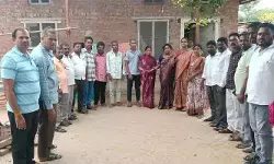 మృతుడి కుటుంబానికి రూ.51,300 ఆర్థిక సాయం అందించిన స్నేహితులు