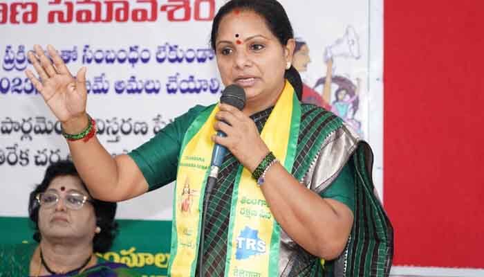 మహిళా రిజర్వేషన్ల కోసం మహాసభ : తెలంగాణ రక్షణ సేన చీఫ్ కవిత