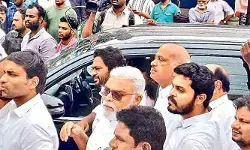 ఉండవల్లి ఘటన.. అంబటి రాంబాబు, పేర్ని నానిలపై అట్రాసిటీ కేసు