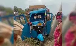 ఘోర రోడ్డుప్రమాదం.. ముగ్గురు మహిళలు స్పాటె‌డెడ్
