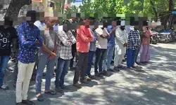రౌడీ షీటర్లకు పోలీసుల స్ట్రాంగ్ వార్నింగ్