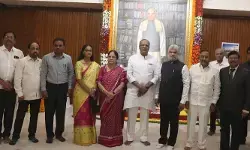 ఘనంగా మాజీ ప్రధాని పీవీ జయంతి.. నివాళులర్పించిన మంత్రులు, స్పీకర్, కాంగ్రెస్ నేతలు