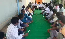 రైతును అరిగోస పెడుతున్న కాంగ్రెస్ ప్రభుత్వం: మాజీ ఎమ్మెల్యే