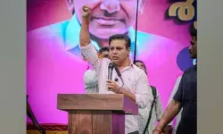 కేటీఆర్ రేపటి మానుకోట పర్యటన వాయిదా..!