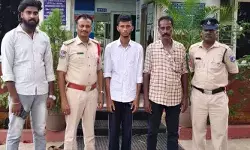 తమిళ బాలుడిని తల్లిదండ్రులకు అప్పగించిన పోలీసులు