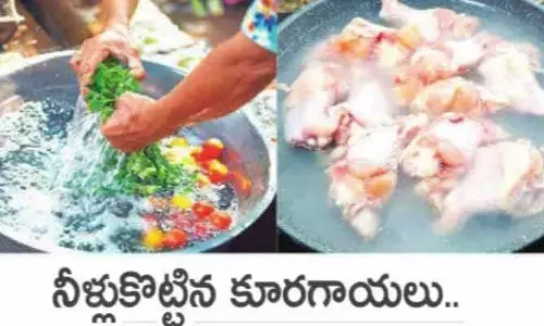 గురుకులాల్లో కక్కుర్తి.. విద్యార్థుల ఆరోగ్యంతో కాంట్రాక్టర్ల ఆటలు!