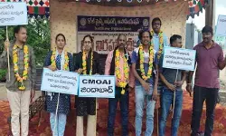 రిలే నిరాహార దీక్షలు చేపట్టిన అధికారులు