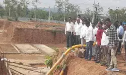యంగ్ ఇండియా స్కూల్ నిర్మాణ పనులను పరిశీలించిన ఎమ్మెల్యే కూనంనేని సాంబశివరావు