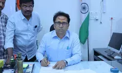 జీడబ్ల్యూఎంసీ నూతన కమిషనర్‌గా టి. వెంకన్న బాధ్యతల స్వీకరణ