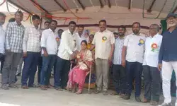 చదువుకునే వయసులో కవులుగా మారడం గర్వించదగ్గ విషయం