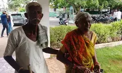 కొడుకులు పట్టించుకోవడం లేదు ఆదుకోండి సార్..