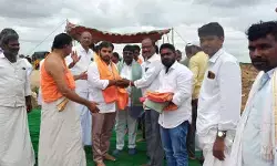 మంత్రి వాకిడి శ్రీహరి ఆదేశానుసారంగా రూ.90 లక్షల వ్యయంతో నూతన బ్రిడ్జికి శంకుస్థాపన
