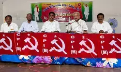 ఓటు హక్కును హరించే బీజేపీ కుట్రను ఖండించండి : పోన్నం వెంకటేశ్వరరావు