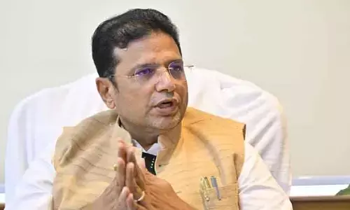 2034 నాటికి ట్రిలియన్ డాలర్ల ఆర్థిక వ్యవస్థ లక్ష్యం : మంత్రి శ్రీధర్‌బాబు