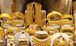 బంగారం ప్రియులకు గుడ్ న్యూస్.. మరోసారి భారీగా తగ్గిన ధరలు