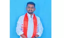 జీతాలేమో ప్రభుత్వాలవి కావాలి.. చదువులేమో ప్రైవేట్‌వి కావాలా..?