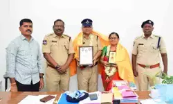 పదవీ విరమణ పొందిన హెడ్ కానిస్టేబుళ్లకు ఘన సన్మానం
