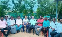 రైతుల సమస్యలపై రాజకీయాలు మానుకోవాలి