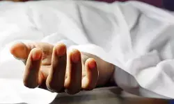 ఆవులు పొడవడంతో చికిత్స పొందుతూ మహిళ మృతి..