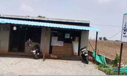 మద్యం సిండికేట్ దందా.. పేరుకే ఎమ్మార్పీ,  20 శాతం అదనపు వసూళ్లు!