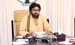 సోషల్మీడియా దుర్వినియోగంపై పవన్ ఆగ్రహం: ప్రత్యేక వ్యవస్థ ఏర్పాటు సోషల్మీడియా దుర్వినియోగంపై పవన్ ఆగ్రహం: ప్రత్యేక వ్యవస్థ ఏర్పాటు