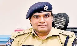 మైనర్ల చేతికి బైక్ ఇస్తే.. మీరూ జైలుకే...!