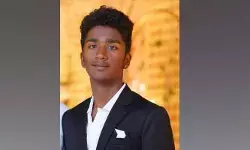 దూసుకొచ్చిన బస్సు.. విద్యార్థి మృతి దూసుకొచ్చిన బస్సు.. విద్యార్థి మృతి