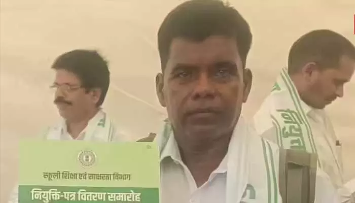 వింత అపాయింట్మెంట్.. రిటైర్మెంట్కు ముందు రోజు పోస్టింగ్ లెటర్! వింత అపాయింట్మెంట్.. రిటైర్మెంట్కు ముందు రోజు పోస్టింగ్ లెటర్!