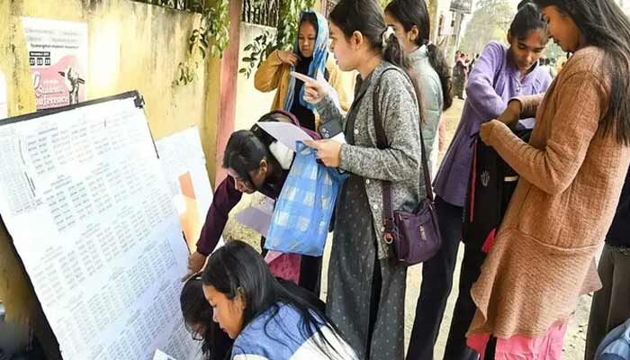 TET Paper leak : టెట్‌ పేపర్లు ఎక్కడ ప్రింట్‌ చేశారో తెలియదు.. అంగీకరించిన విద్యాశాఖ మంత్రి!
