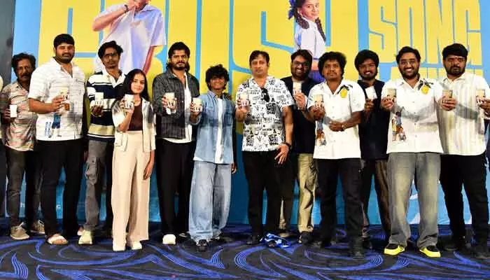 రోహన్ యాక్టింగ్ నాకు స్ఫూర్తి నిచ్చింది.. ఆనంద్ దేవరకొండ కామెంట్స్ వైరల్ రోహన్ యాక్టింగ్ నాకు స్ఫూర్తి నిచ్చింది.. ఆనంద్ దేవరకొండ కామెంట్స్ వైరల్