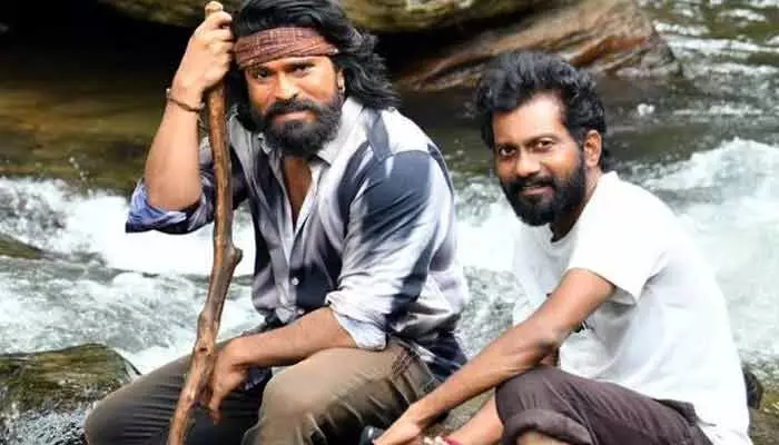 మరోసారి రామ్ చరణ్, బుచ్చిబాబు కాంబో.. ఇంట్రెస్టింగ్ అప్డేట్ వైరల్! మరోసారి రామ్ చరణ్, బుచ్చిబాబు కాంబో.. ఇంట్రెస్టింగ్ అప్డేట్ వైరల్!