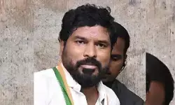 మహిళపై అత్యాచారం, న్యూడ్ వీడియోలతో బ్లాక్మెయిల్.. కాంగ్రెస్ నేత అరెస్ట్! మహిళపై అత్యాచారం, న్యూడ్ వీడియోలతో బ్లాక్మెయిల్.. కాంగ్రెస్ నేత అరెస్ట్!