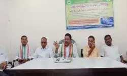 రైతు భరోసాకు కాంగ్రెస్ కట్టుబడి ఉంది: అడ్డి బోజారెడ్డి రైతు భరోసాకు కాంగ్రెస్ కట్టుబడి ఉంది: అడ్డి బోజారెడ్డి