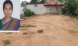 అధికారుల మాట నమ్మి ఇల్లు కూల్చింది.. ఇప్పుడు నిలువ నీడ లేక అవస్థలు