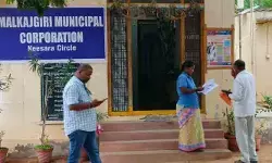 కీసర సర్కిల్లో అధికారుల ‘జాడ’ లేదు..! కీసర సర్కిల్లో అధికారుల ‘జాడ’ లేదు..!