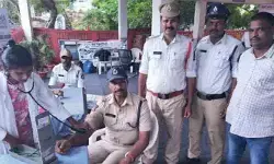 ట్రాఫిక్ పోలీసులకు మెగా వైద్య శిబిరం ట్రాఫిక్ పోలీసులకు మెగా వైద్య శిబిరం