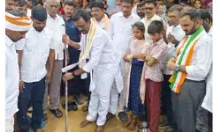 తిమ్మాయిపల్లి తండాలో ఇందిరమ్మ ఇళ్ల గృహప్రవేశాల్లో పాల్గొన్న ఎమ్మెల్యే జి. మధుసూదన్ రెడ్డి తిమ్మాయిపల్లి తండాలో ఇందిరమ్మ ఇళ్ల గృహప్రవేశాల్లో పాల్గొన్న ఎమ్మెల్యే జి. మధుసూదన్ రెడ్డి