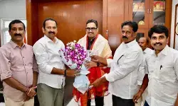 హెల్త్ స్కీంను వెంటనే అమల్లోకి తేవాలి: ఎమ్మెల్సీ పింగిళి శ్రీపాల్ రెడ్డి హెల్త్ స్కీంను వెంటనే అమల్లోకి తేవాలి: ఎమ్మెల్సీ పింగిళి శ్రీపాల్ రెడ్డి