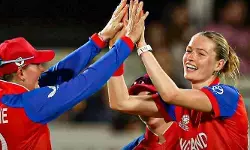 T20 World Cup 2026: ఫైనల్స్ కు దూసుకెళ్లిన ఇంగ్లాండ్ T20 World Cup 2026: ఫైనల్స్ కు దూసుకెళ్లిన ఇంగ్లాండ్