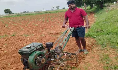టెక్నాలజీతో వ్యవసాయాన్ని లాభసాటిగా మార్చిన యువ రైతు
