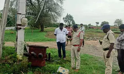 25 కేవీ ట్రాన్స్‌ఫార్మర్‌లోని కాపర్ వైర్ చోరీ.. కేసు నమోదు