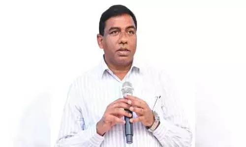 నిర్బంధాలతో ప్రజా ఉద్యమాల‌ను అడ్డుకోలేరు : బీఆర్ఎస్ నేత గోసుల శ్రీనివాస్