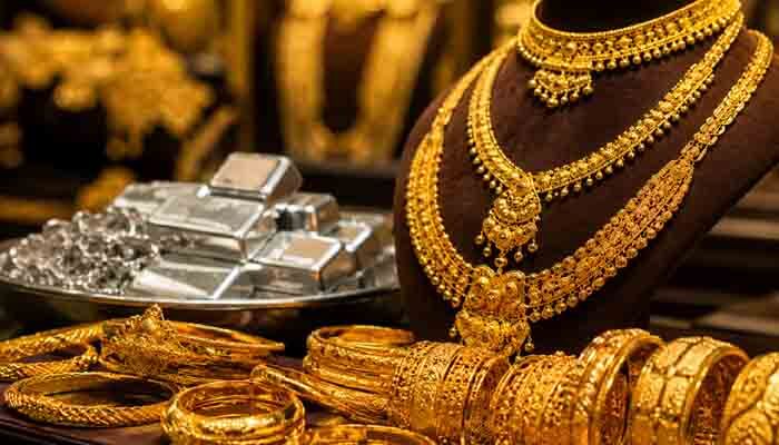 స్వల్పంగా పెరిగిన బంగారం ధరలు