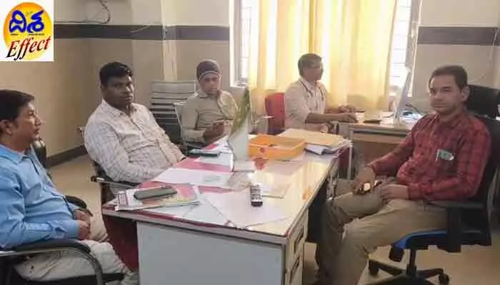 ‘దిశ’ ఎఫెక్ట్.. మద్యం మత్తులో వైద్యుడి నిర్వాకం పై డీసీహెచ్ విచారణ ‘దిశ’ ఎఫెక్ట్.. మద్యం మత్తులో వైద్యుడి నిర్వాకం పై డీసీహెచ్ విచారణ
