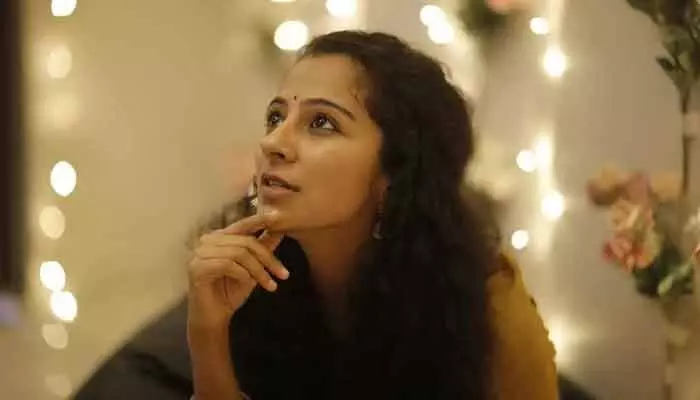 కష్టకాలంలో చేతులెత్తేసిన కంపెనీ.. నెటిజన్లను సహాయం కోరుతూ దర్శన రాజేంద్రన్ ఎమోషనల్ పోస్ట్ కష్టకాలంలో చేతులెత్తేసిన కంపెనీ.. నెటిజన్లను సహాయం కోరుతూ దర్శన రాజేంద్రన్ ఎమోషనల్ పోస్ట్