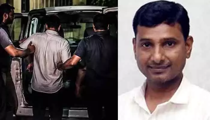 బొబ్బిలి సబ్ జైలుకు జర్నలిస్ట్ కేవీఆర్ బొబ్బిలి సబ్ జైలుకు జర్నలిస్ట్ కేవీఆర్