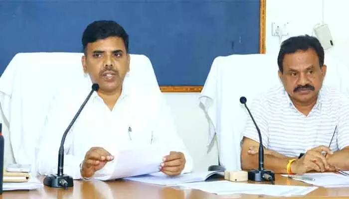 కలెక్టర్ గారూ.. జోక్యం చేసుకోండి..... కలెక్టర్ గారూ.. జోక్యం చేసుకోండి.....